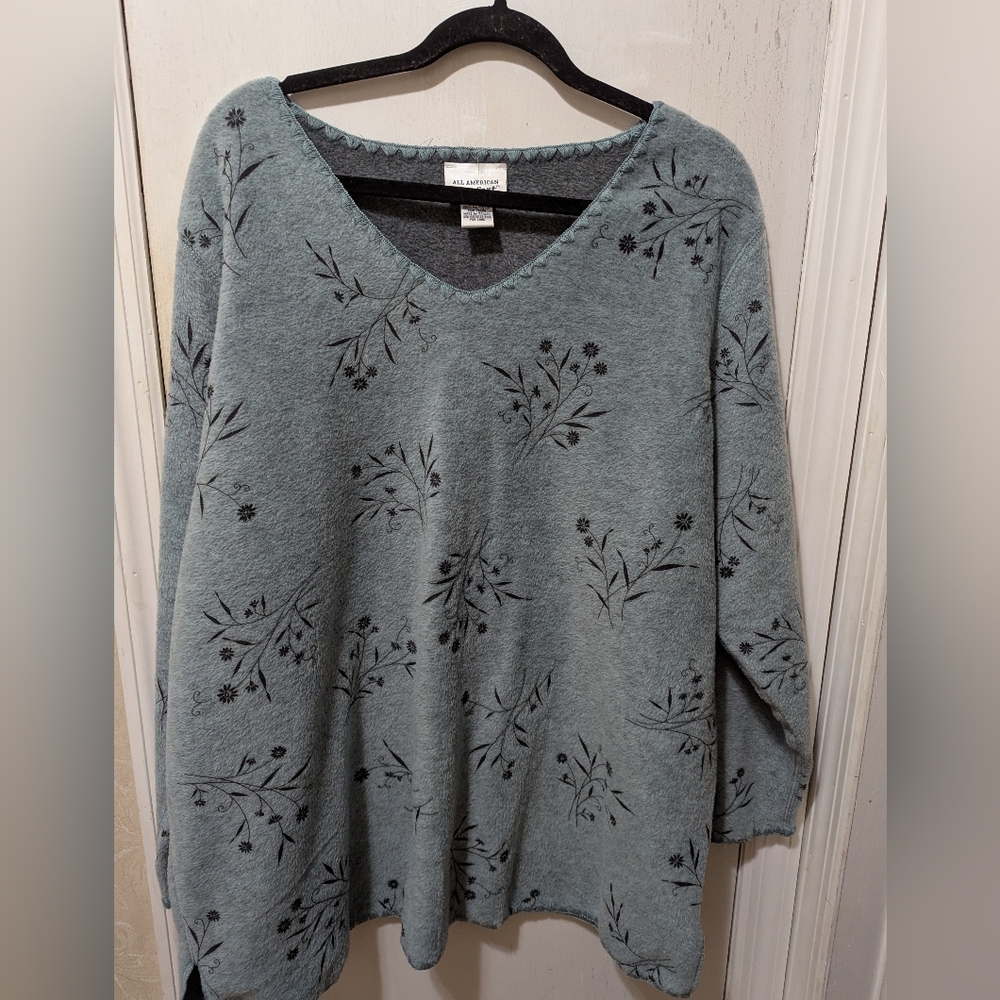 All American Comfort 1XL V-neck Blue Fleece W/Black Floral Embroidery